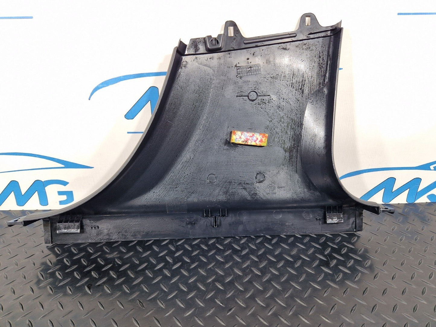 19-ON MERCEDES BENZ CLA C118 GENUINE LEFT SIDE B PILLAR TRIM COVER A1186920300