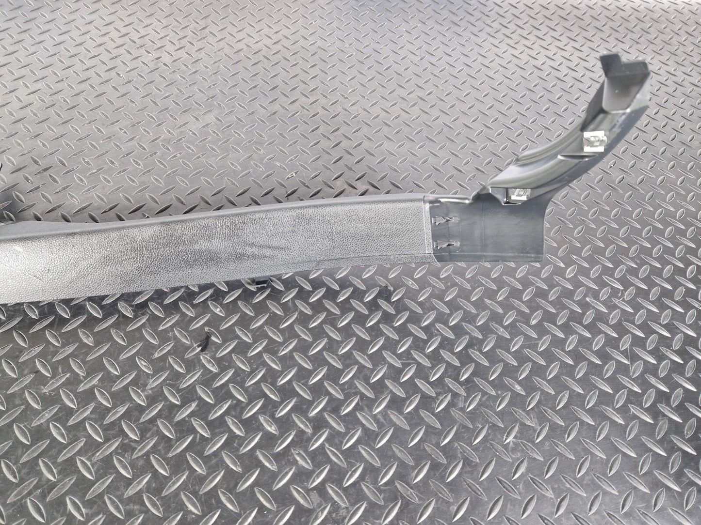 14-21 MERCEDES BENZ C200d W205 REAR RIGHT INNER ARCH TRIM A2056903705