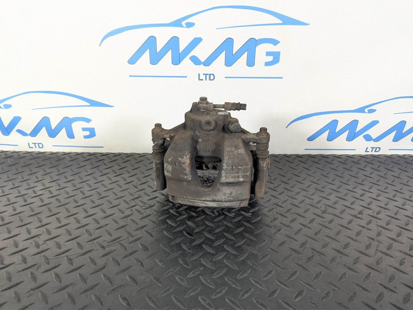 18-ON MERCEDES BENZ A CLASS W177 GENUINE OEM FRONT LEFT N/S BRAKE CALIPER