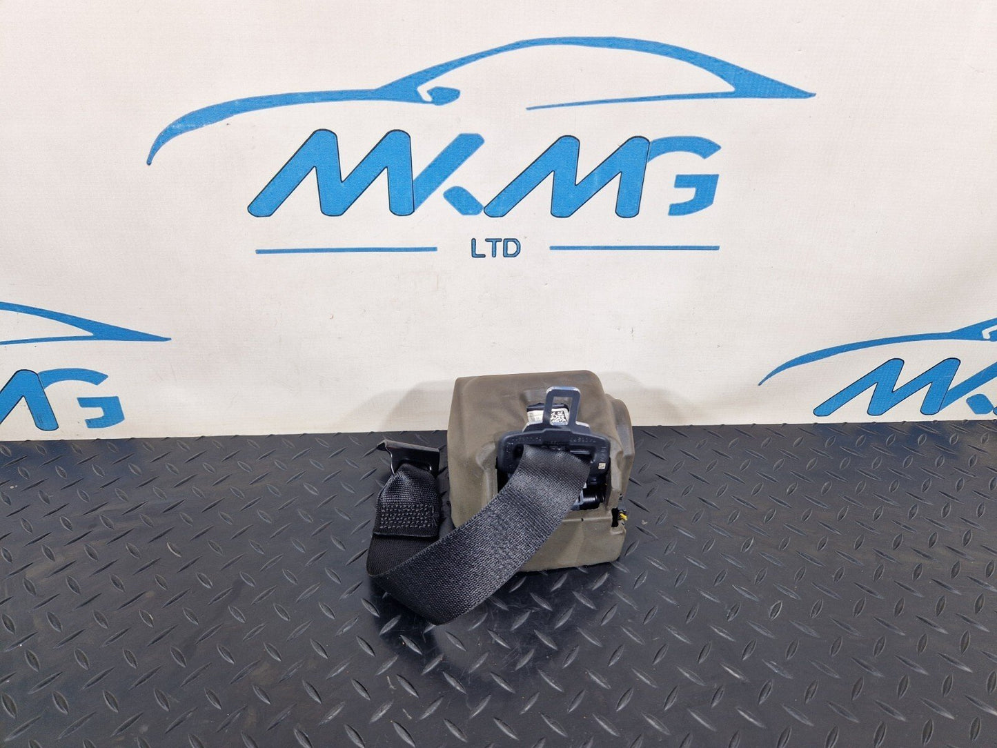 20-24 BMW 1 SERIES F40 GENUINE SEAT BELT REAR LEFT PASSENGER  SIDE 7456277