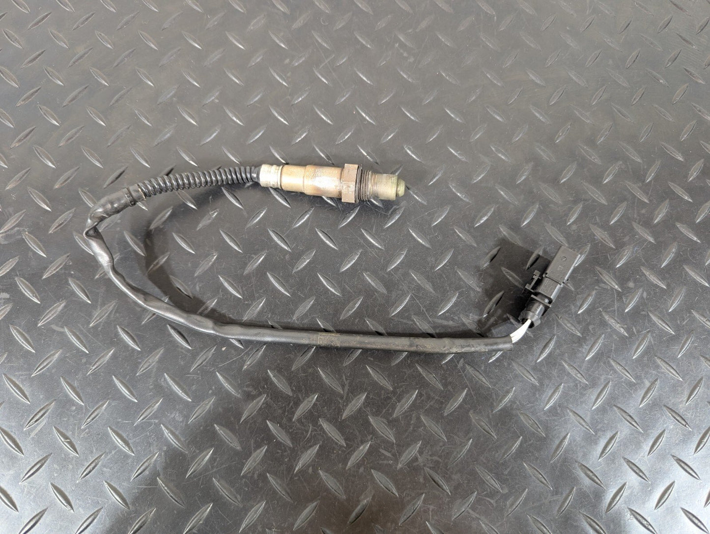 10-17 AUDI A8 4H GENUINE LAMBDA OXYGEN SENSOR 0258006837