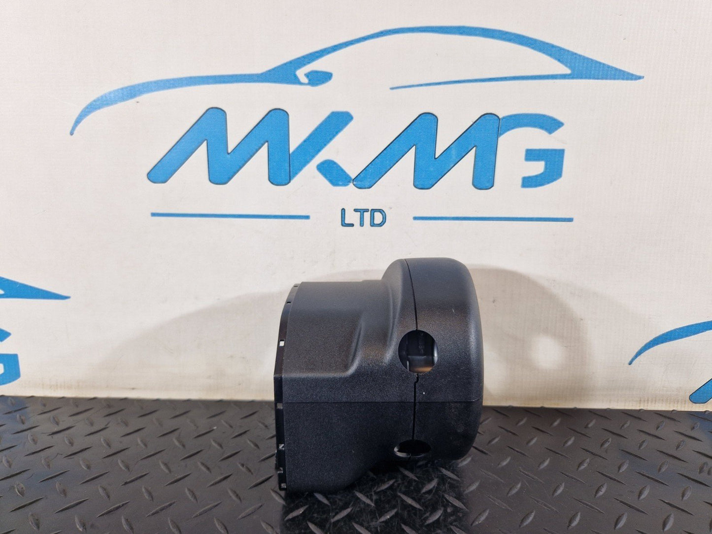 11-19 MERCEDES BENZ ML W166 GENUINE STEERING COWL TRIM A1669008707