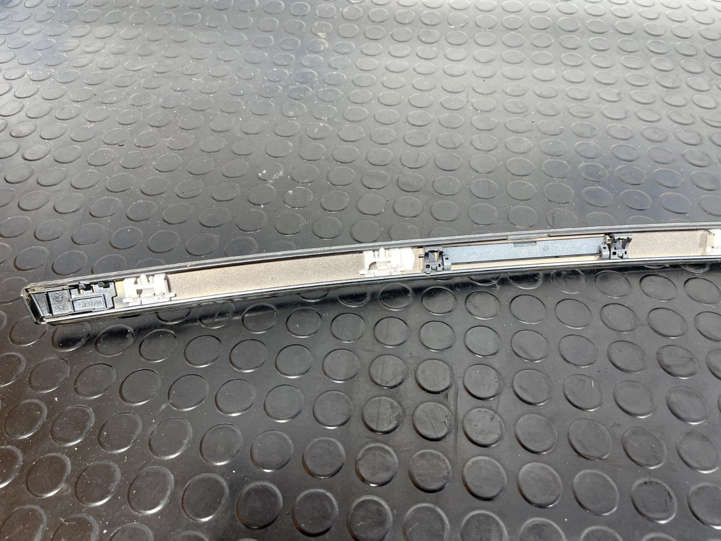 2017 BMW 4 SERIES F32 M-SPORT ROOF RACK TRIM PASSENGER SIDE 7348007 GREY B39