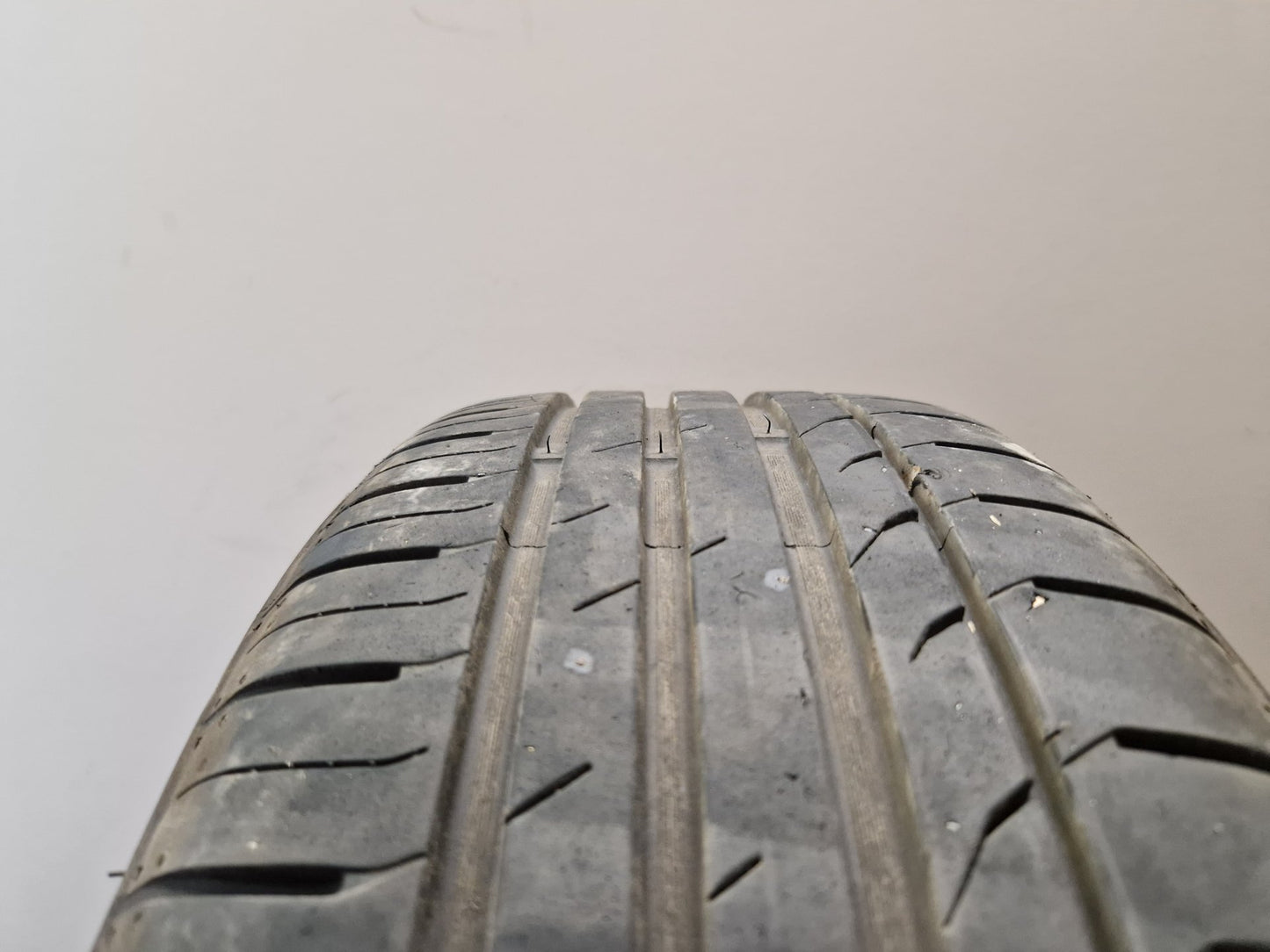Vauxhall Astra MK6 (J) (A3400) 17" Alloy Wheel with Tyre 215/50/17 ~6mm