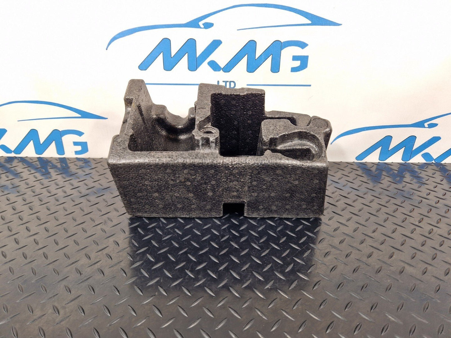 14-21 BMW 2 SERIES GRAN TOURER F45 F46 218D TOOL STORAGE FOAM HOLDER 6877568
