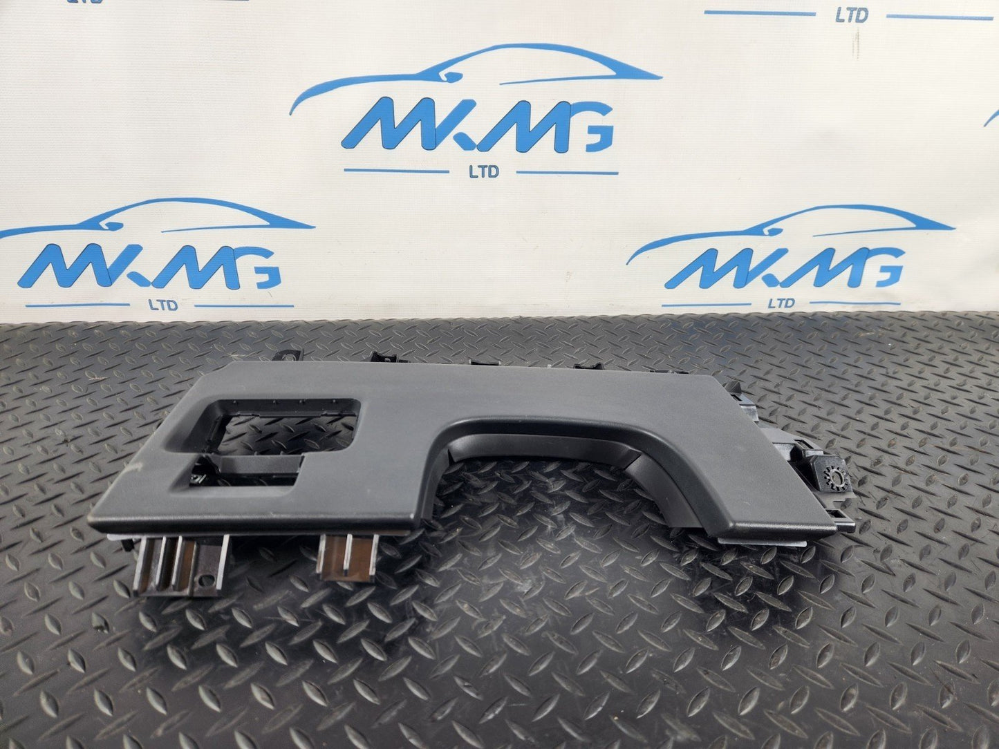 19-ON RANGE ROVER EVOQUE L551 GENUINE RIGHT O/S KNEE PANEL COVER K8D2-04325-AF