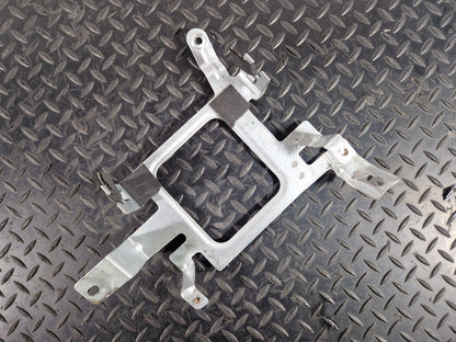 19-ON RANGE ROVER EVOQUE L551 ENTERTAINMENT SYSTEM BRACKET MOUNT M8D2112D34AA