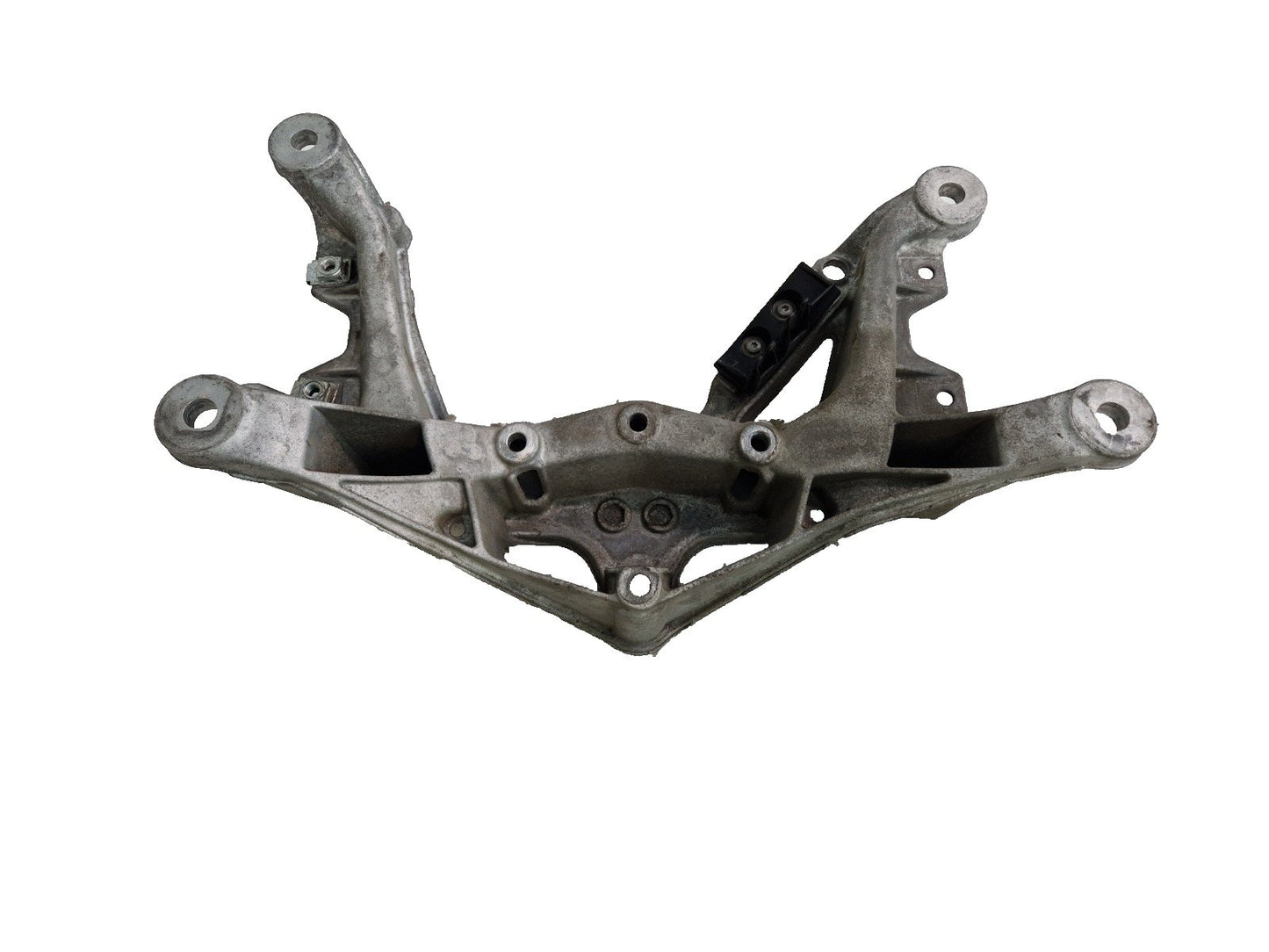 16-19 AUDI A4 B9 GENUINE MANUAL GEARBOX CROSSMEMBER MOUNT BRACKET 8W0399262AD