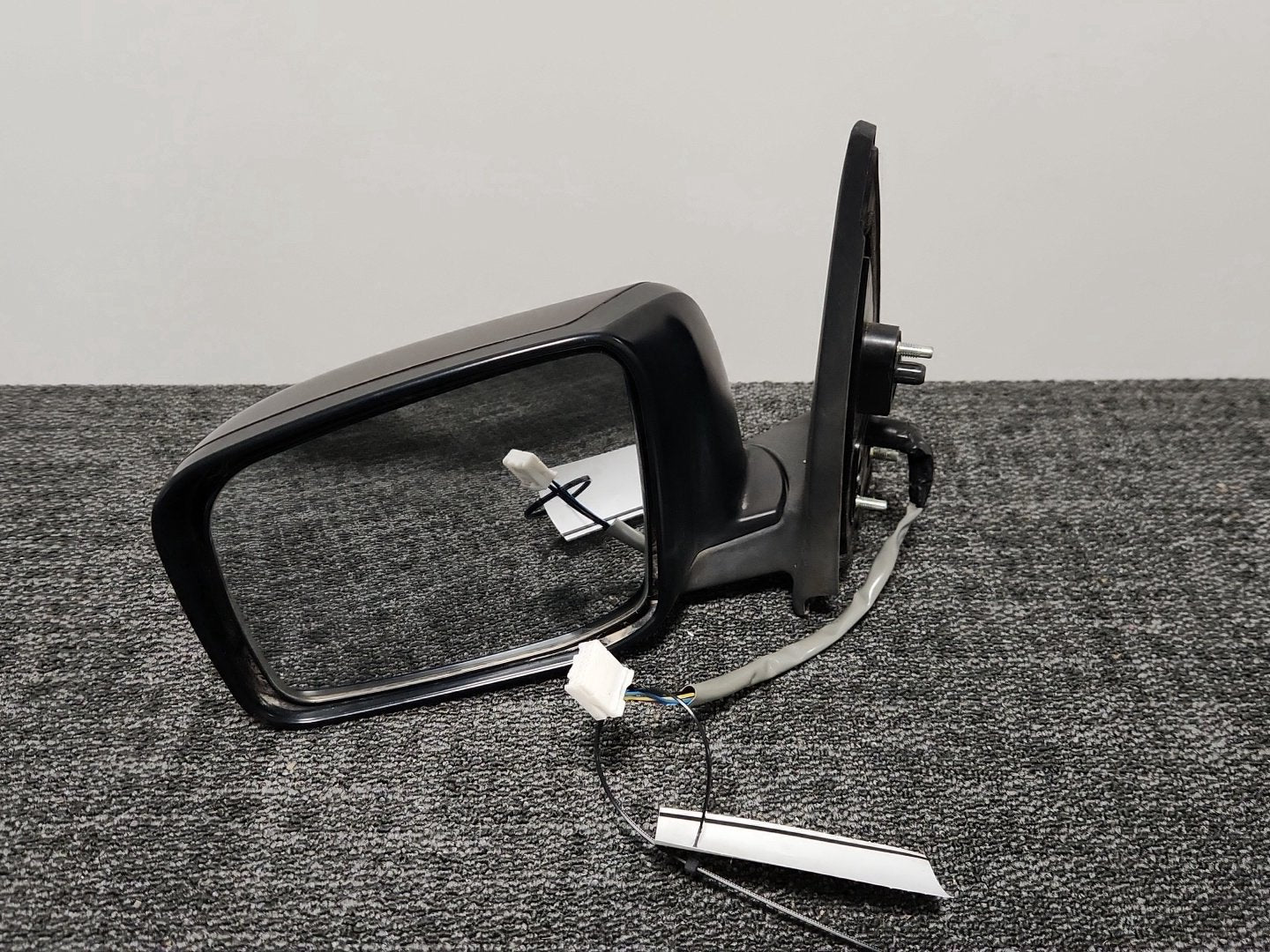 Nissan X-Trail MK2 (T31) SUV Genuine Front Left N/S Door Wing Mirror in Grey K55