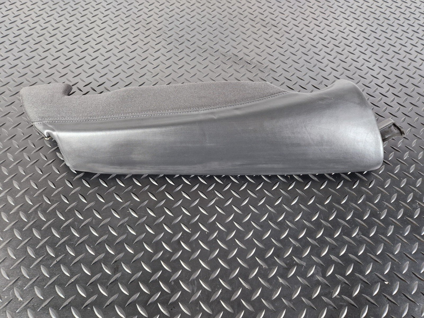 10-18 AUDI A7 4G S-LINE REAR SEAT BOLSTER DRIVER SIDE RIGHT 4G085704A