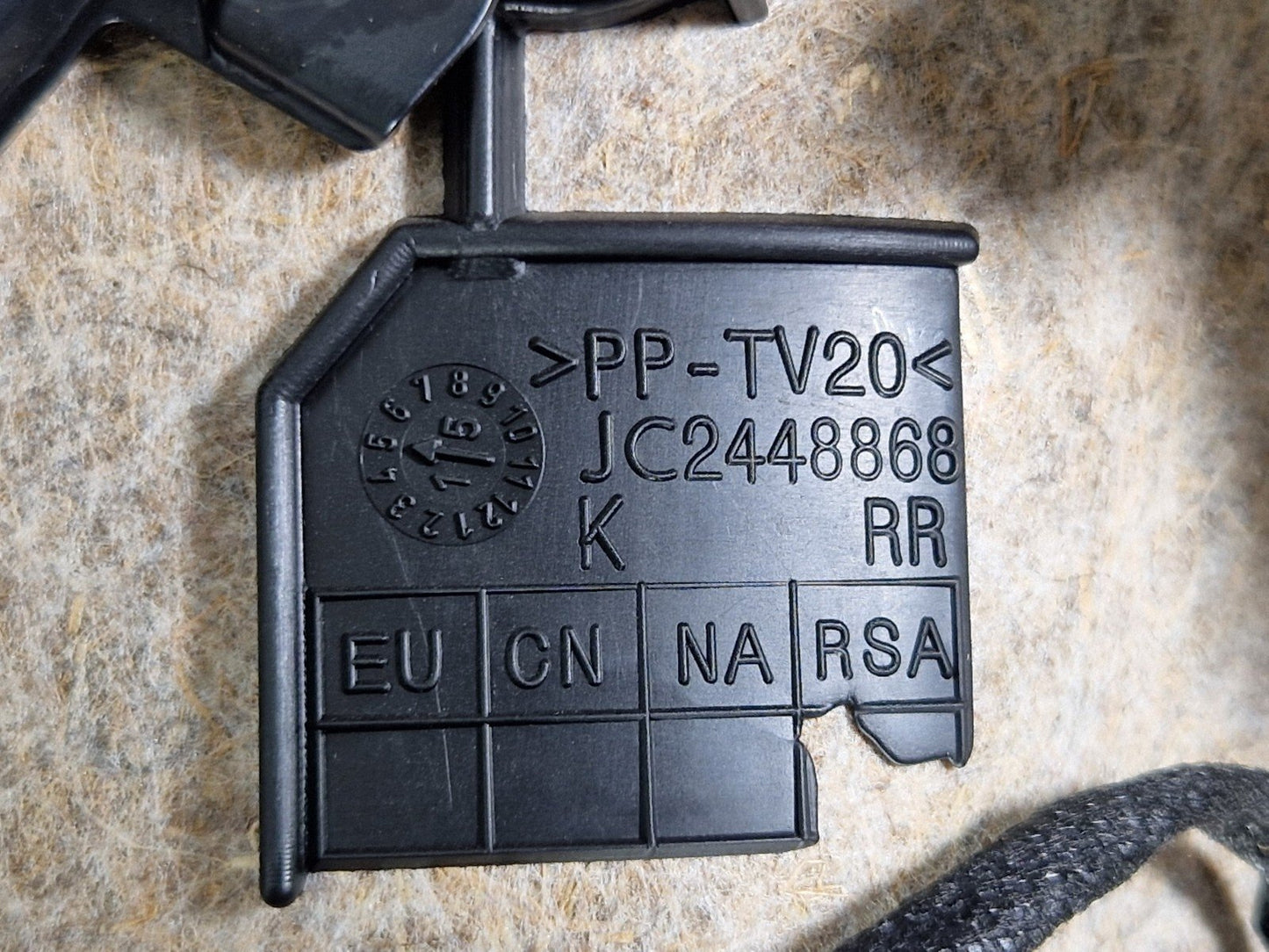 14-21 MERCEDES-BENZ C-CLASS C250D W205 DRIVERS SIDE REAR DOOR CARD