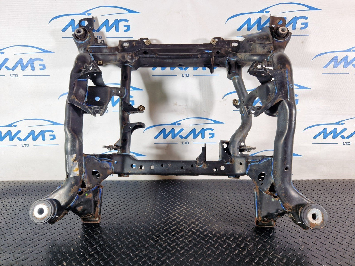 11-19 MERCEDES BENZ ML W166 GENUINE FRONT SUBFRAME A1663302000