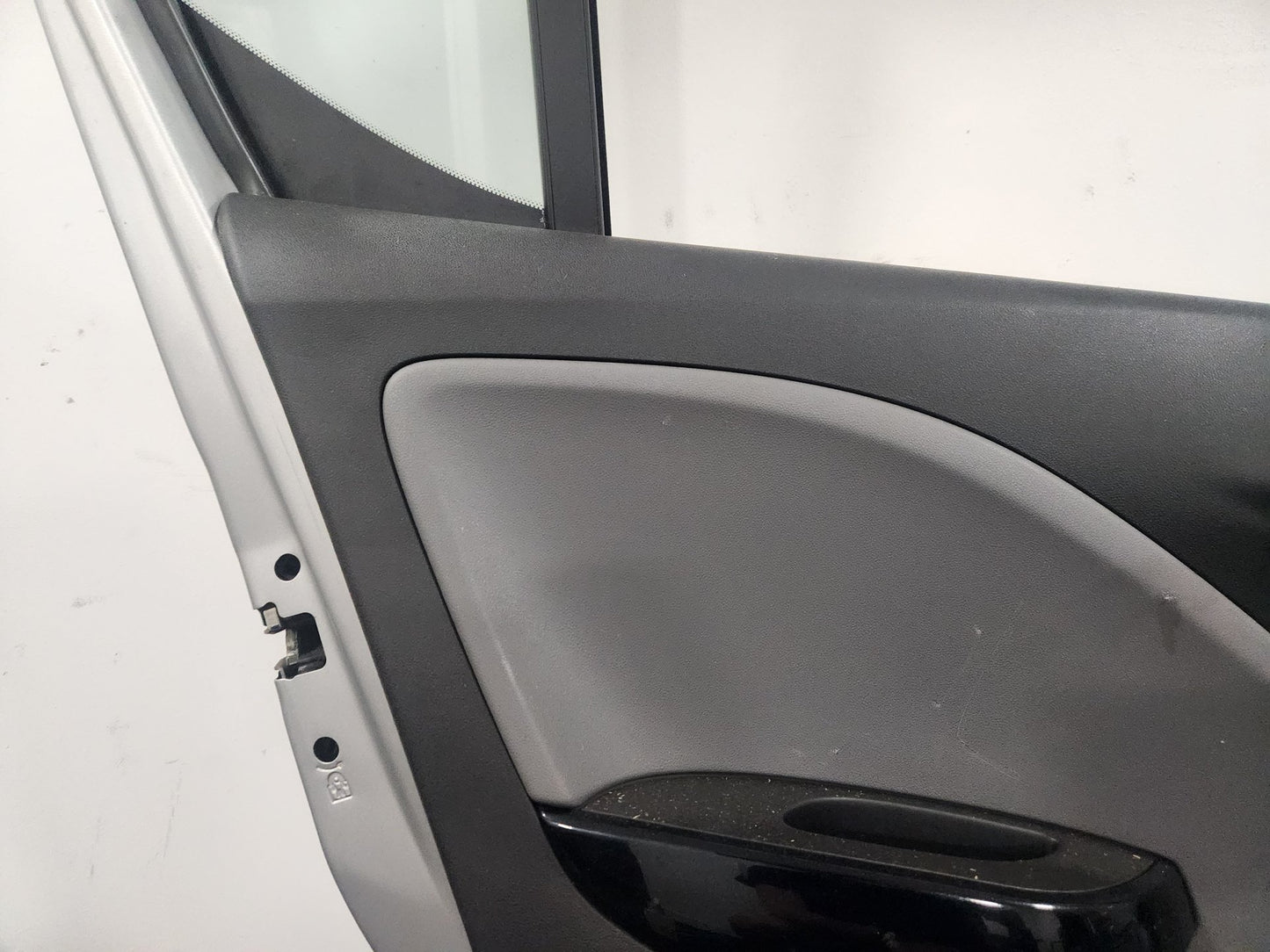 Vauxhall Corsa MK4 Hatchback 5dr Rear Left Complete Door in Switchblade Silver