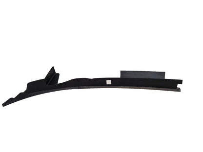 17-ON LAND ROVER DISCOVERY L462 RIGHT O/S/F BONNET WIPER TRIM HY32-16N740-A