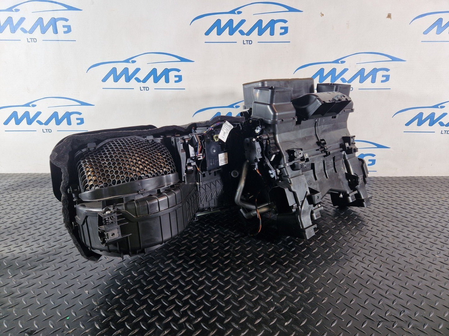 16-22 MERCEDES BENZ X253 HEATER MATRIX CORE & A/C CONTROL MODULE A2058309604