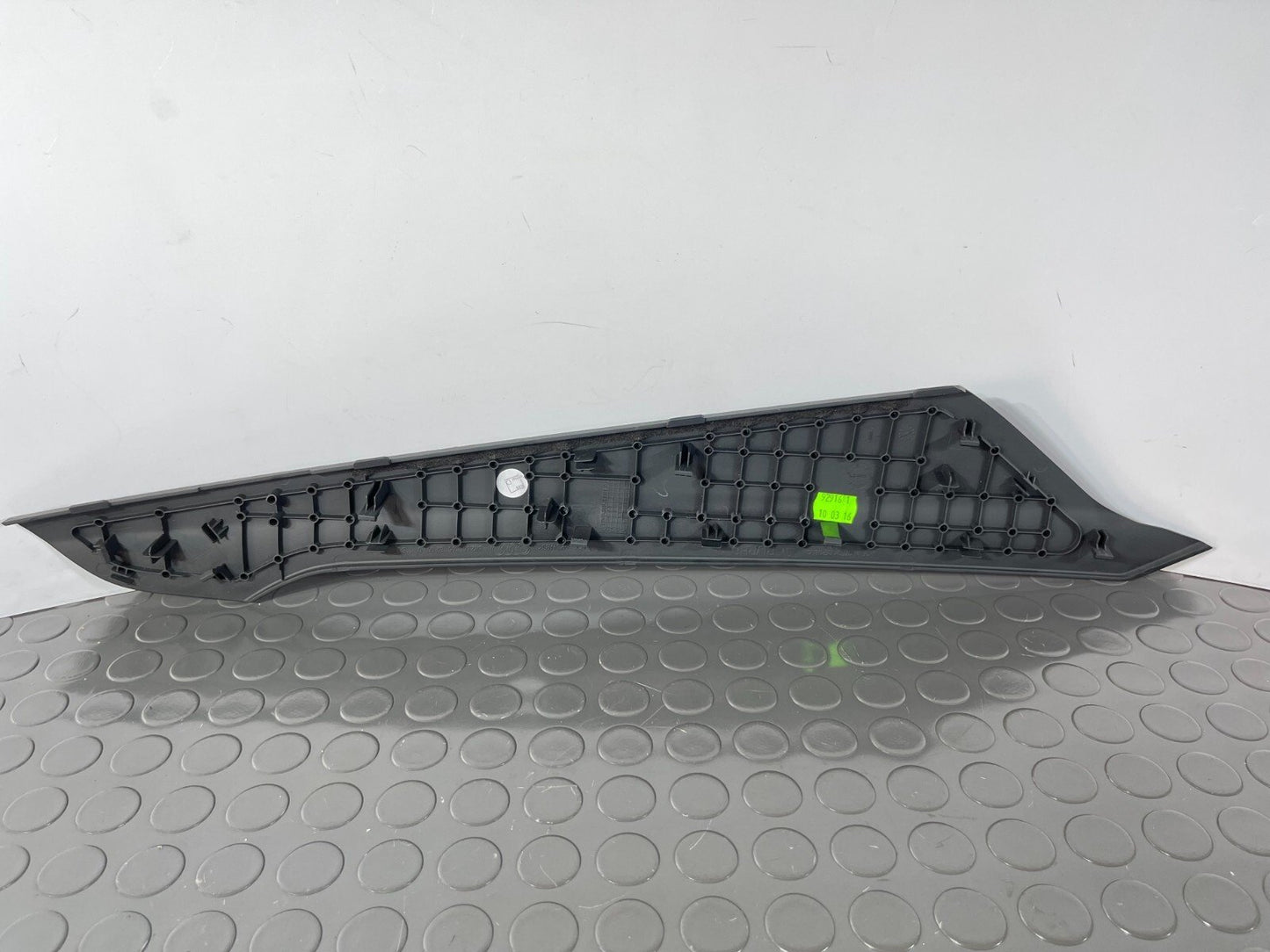 16-19 AUDI A4 B9 GENUINE LEFT PASSENGER SIDE CENTRE CONSOLE TRIM COVER 8W2863305