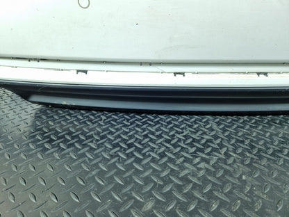 16-19 AUDI A4 B9 SALOON GENUINE REAR BUMPER & DIFFUSER IN WHITE LS9R 8W5807511J