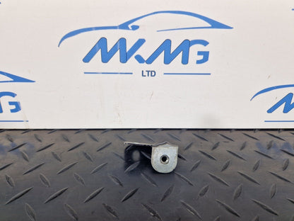 16-19 AUDI A4 B9 GENUINE FRONT WING MOUNT BRACKET LEFT PASSENGER SIDE 8W0821469