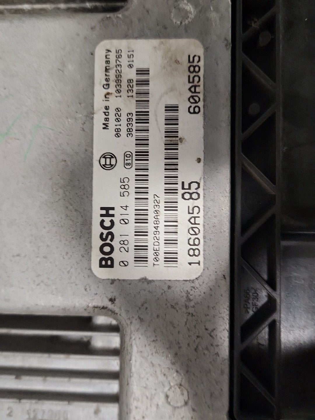 Mitsubishi Lancer MK5 (CX8A) Hatchback Engine Control Unit ECU 0281014585