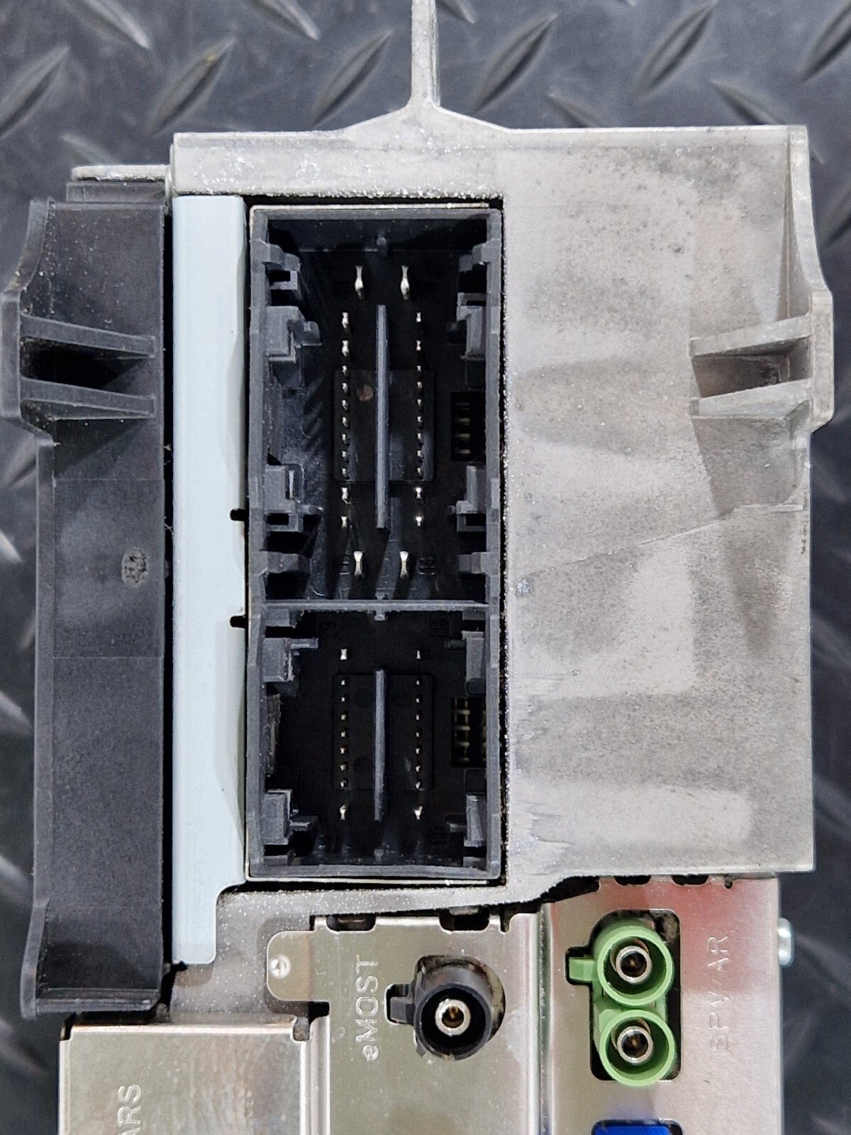 19-ON MERCEDES BENZ B CLASS W247 RADIO MULTIMEDIA NAVI HEAD UNIT A2479004408