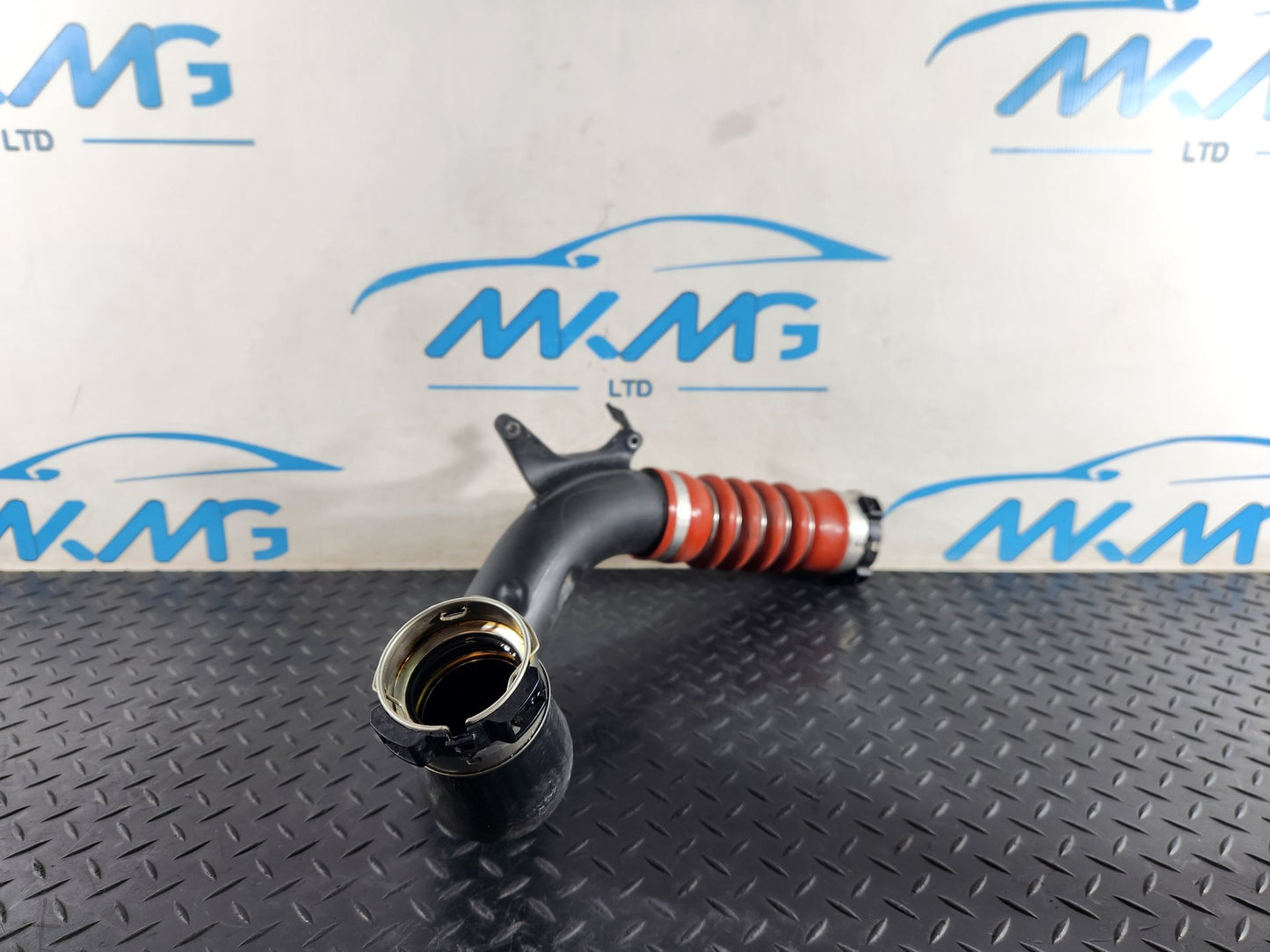 BMW 118i F40 Hatchback Genuine Heat Exchanger Turbo Intercooler Hose 9452508