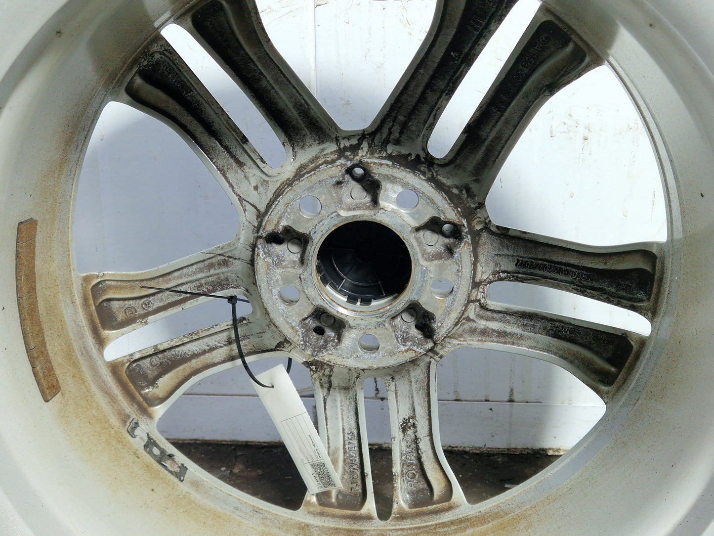 Mercedes-Benz GLA 18" 5 Double Spoke Alloy Wheel 7Jx18 ET46 A1564011300 Genuine