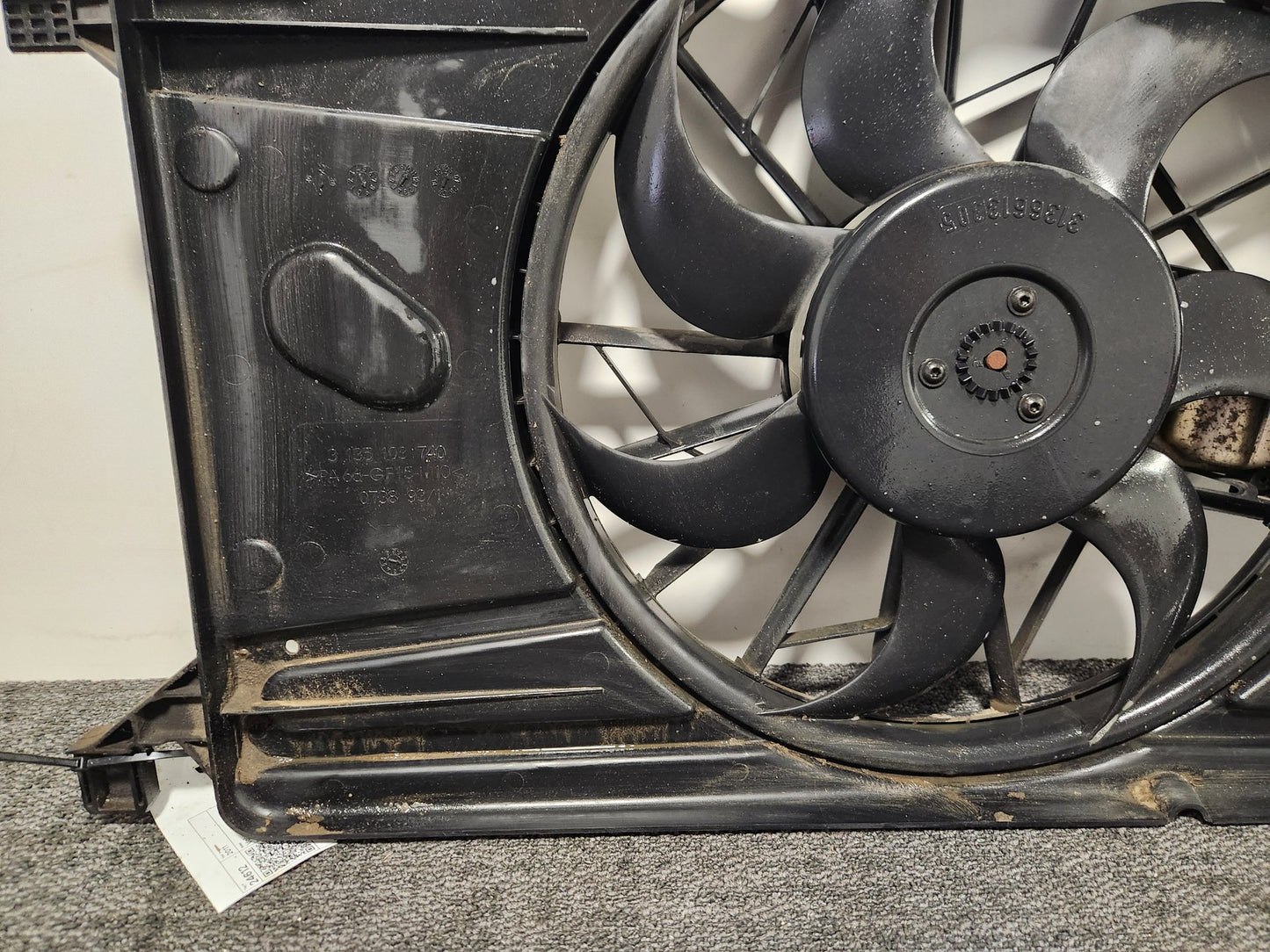 Volvo C30 MK1 (MK) Coupe Genuine Radiator Cooling Fan Shroud 3M5H-8C607-UG
