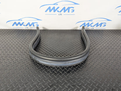 11-19 MERCEDES BENZ ML W166 OEM ENGINE RUBBER SEAL A1668870098