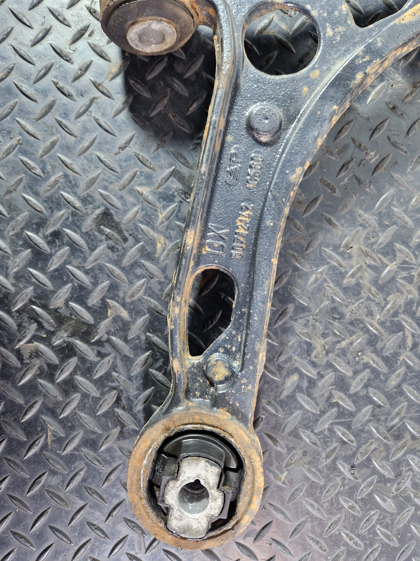 Peugeot Boxer MK3 Cargo Van Front Right Driver Side Wishbone 50712142