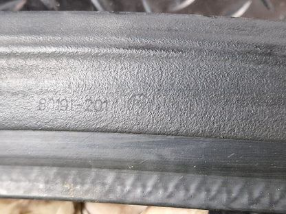 19-ON MERCEDES BENZ B CLASS W247 GENUINE ENGINE RUBBER SEALING