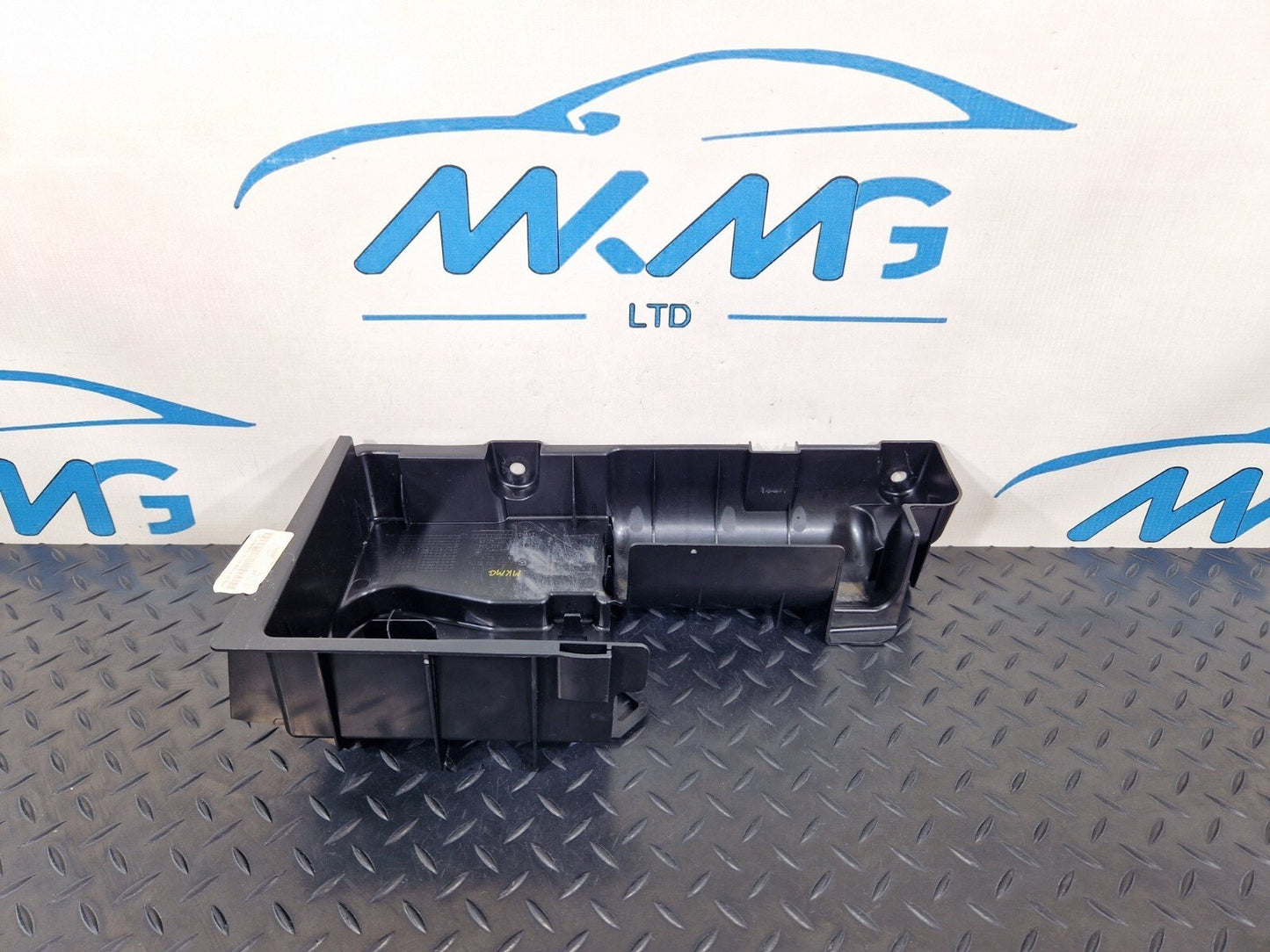 14-21 MERCEDES BENZ W205 GENUINE OEM TRUNK BOOT TOOL STORAGE TRAY A2058990014