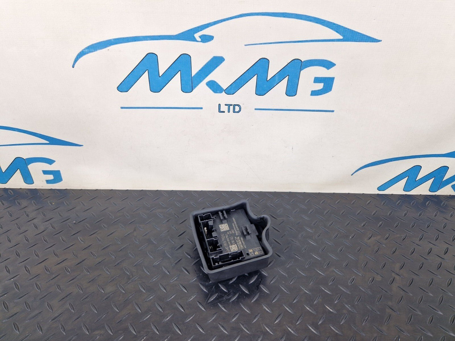 16-24 AUDI A5 F5 COUPE FRONT LEFT SIDE DOOR CONTROL MODULE UNIT ECU 4M0959792E