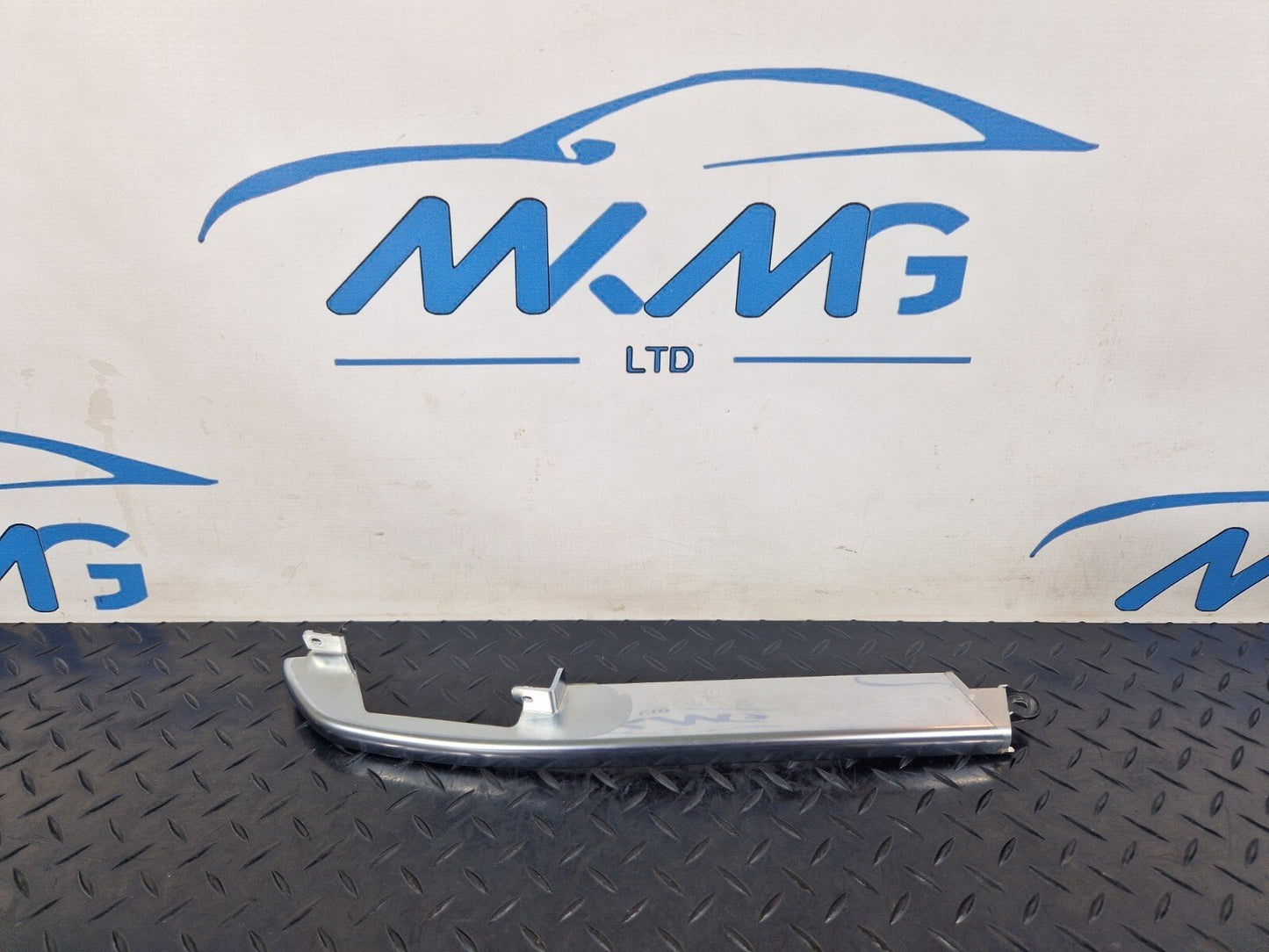 2019-ON  LAND ROVER DISCOVERY L550 LCI CENTRE CONSOLE RAIL STACK O/S LK72640E72B