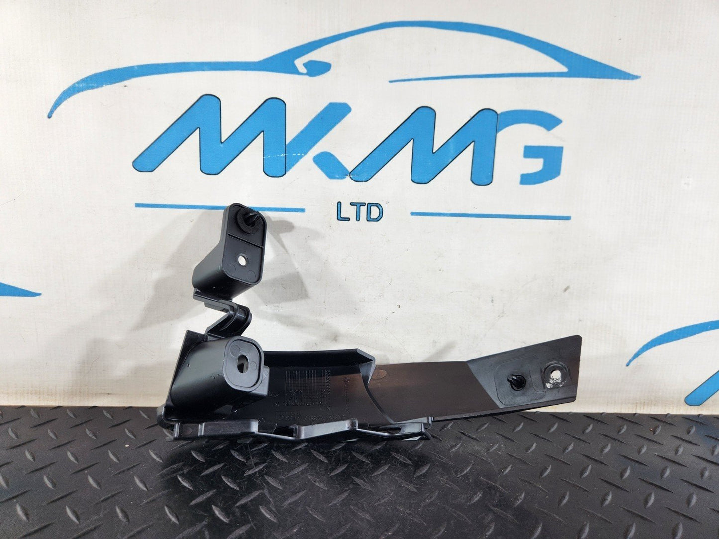 19-ON RANGE ROVER EVOQUE L551 REAR RIGHT O/S BUMPER BRACKET MOUNT K8D217A881A