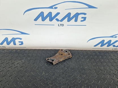 14-21 MERCEDES BENZ C200 W205 REAR SUBFRAME RIGHT SIDE STOP PLATE A2053520800