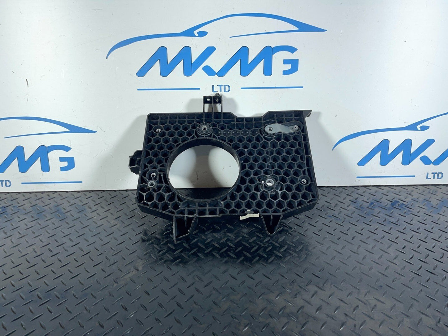 17-20 VW GOLF MK7.5 INVERTER CONVERTER BRACKET 5QE907509