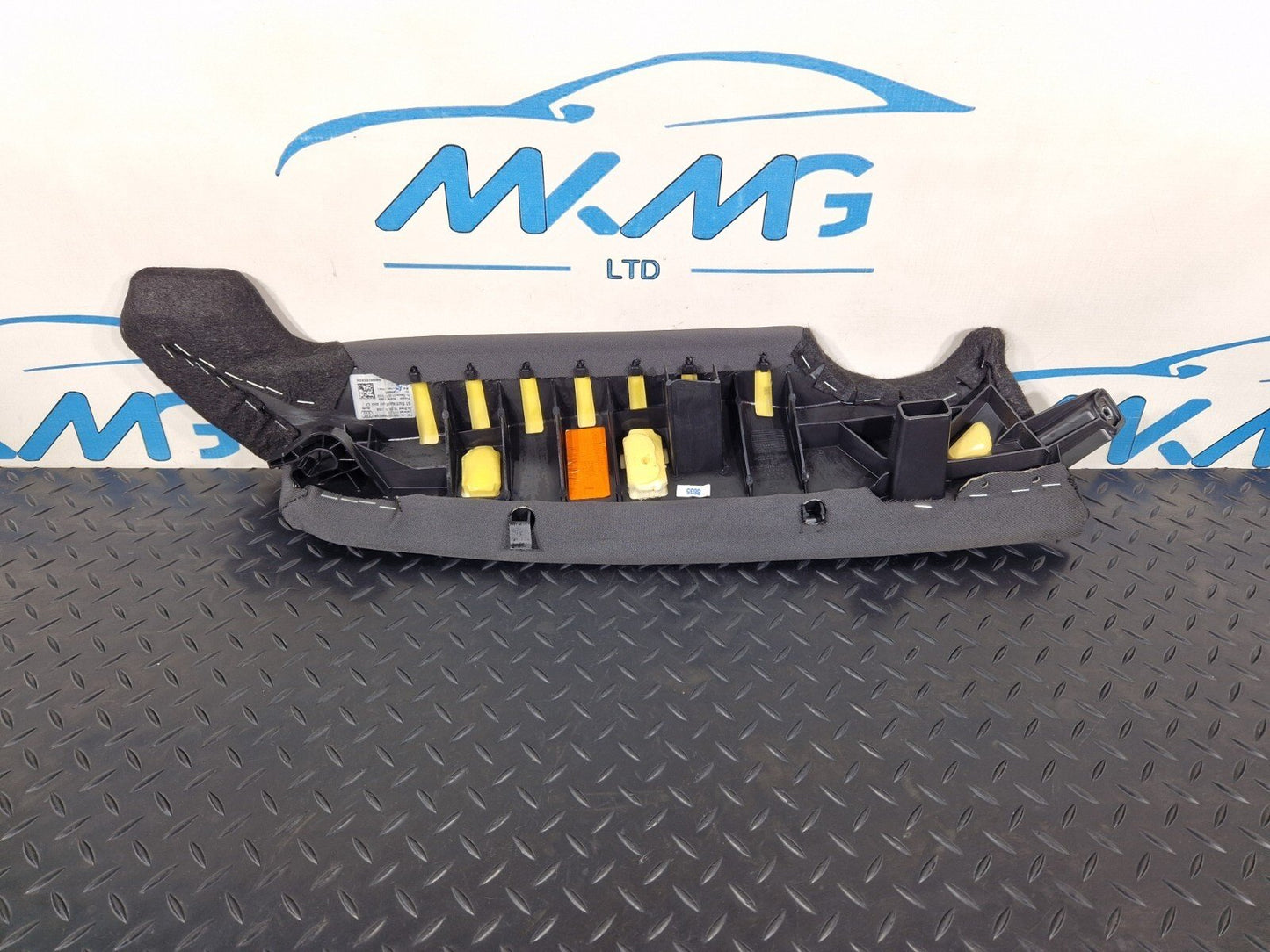 16-19 AUDI A4 B9 OEM REAR LEFT PASSENGER SIDE BOLSTER 8W0885703