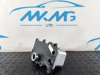 19-ON RANGE ROVER EVOQUE L551 2.0 DIESEL OIL COOLER M4D3-6A642-BB