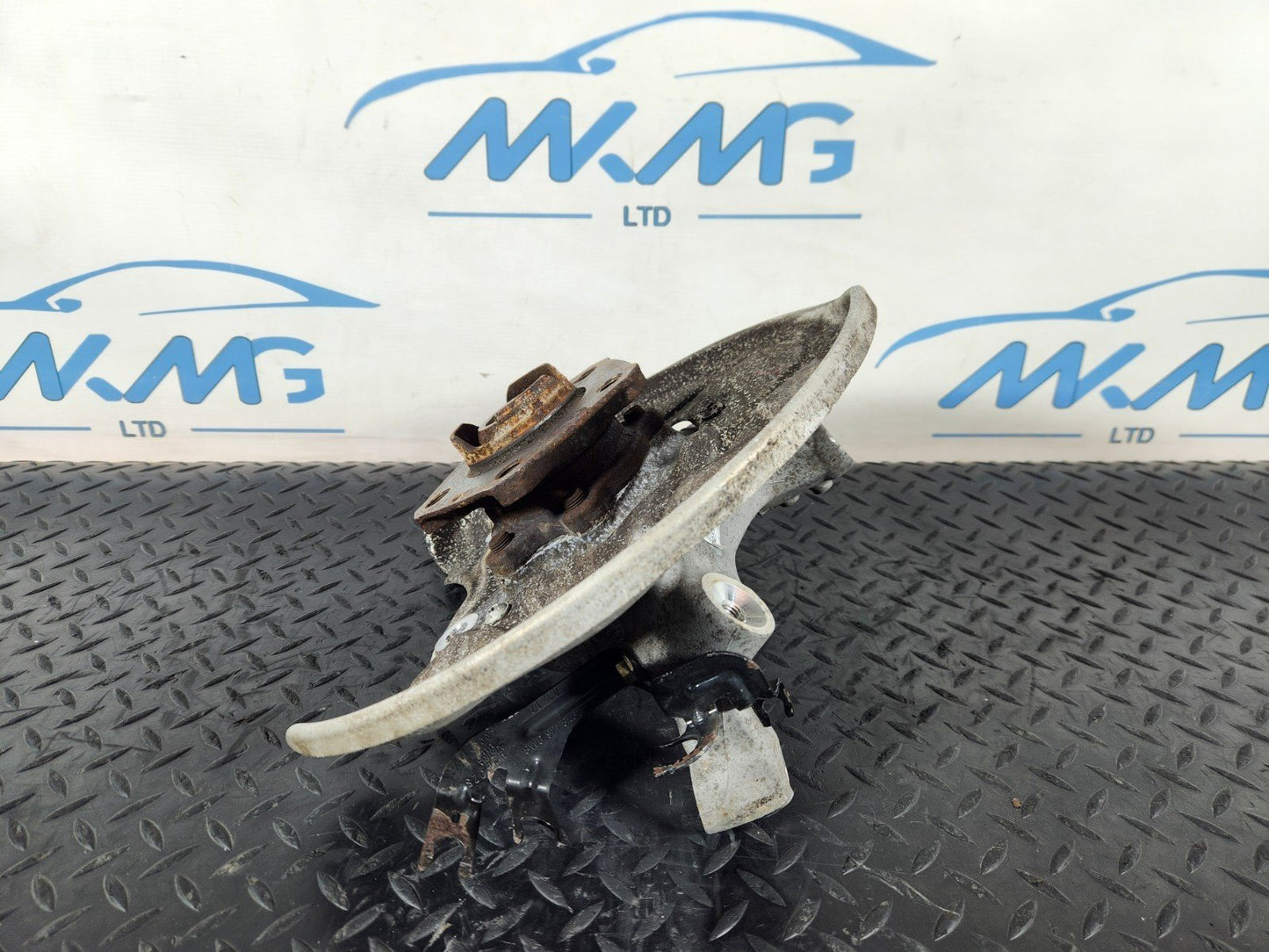 17-24 AUDI S5 F5 OEM REAR RIGHT O/S DRIVER SIDE WHEEL HUB 8W0505432Q