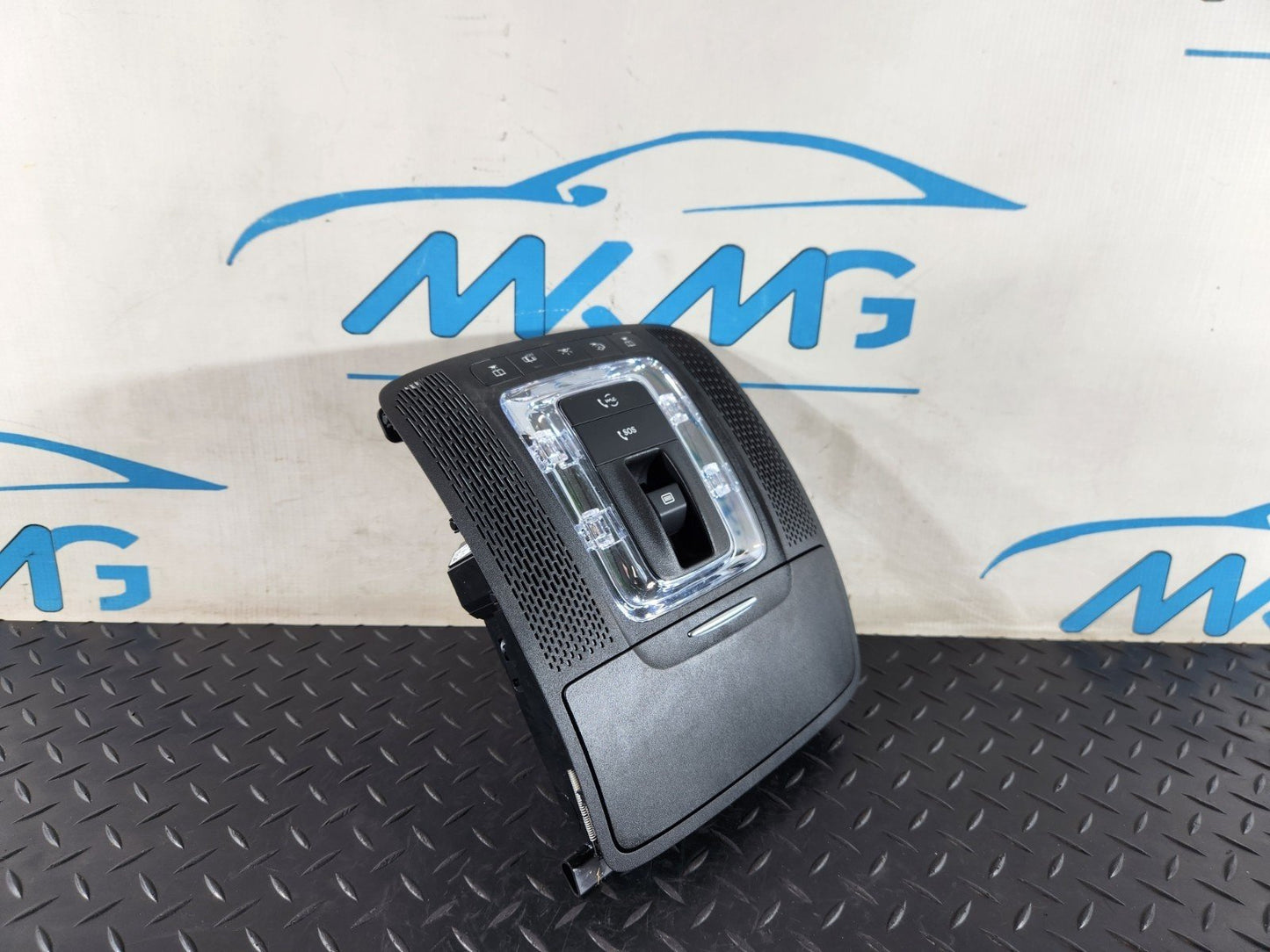 19-ON MERCEDES BENZ B CLASS W247 GENUINE INTERIOR READING LIGHT A0009002521
