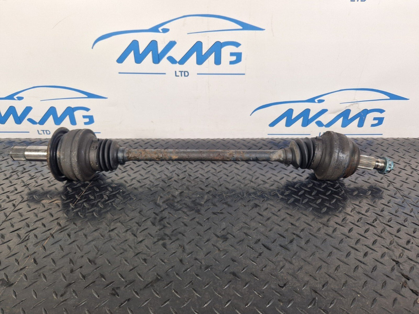 14-21 MERCEDES BENZ C300h W205 O/S DRIVER SIDE RIGHT REAR DRIVESHAFT A2113570091