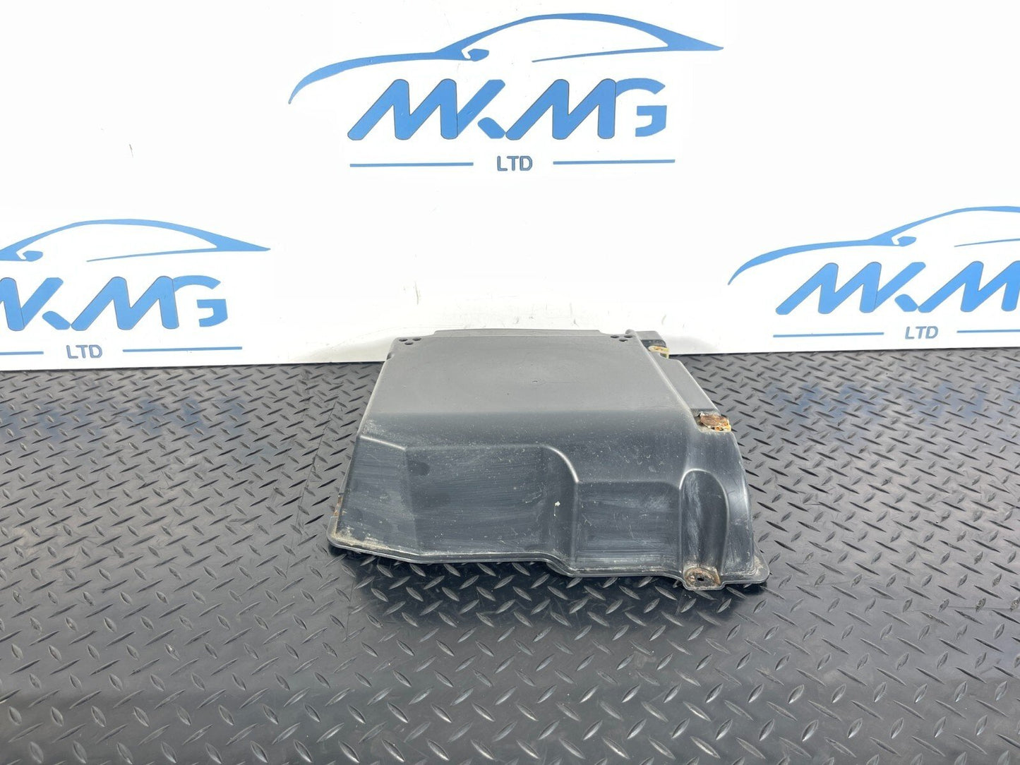 14-21 Active Tourer Mini Clubman One D F54 Left N/S Trim Cover Diffuser 7373449