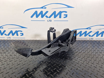18-ON MERCEDES BENZ A CLASS W177 1.5CDI AUTO GENUINE BRAKE PEDAL A2472900100
