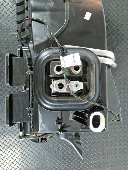 18-ON MERCEDES A CLASS W177 GENUINE OEM HEATER MATRIX HOUSING A2478309202