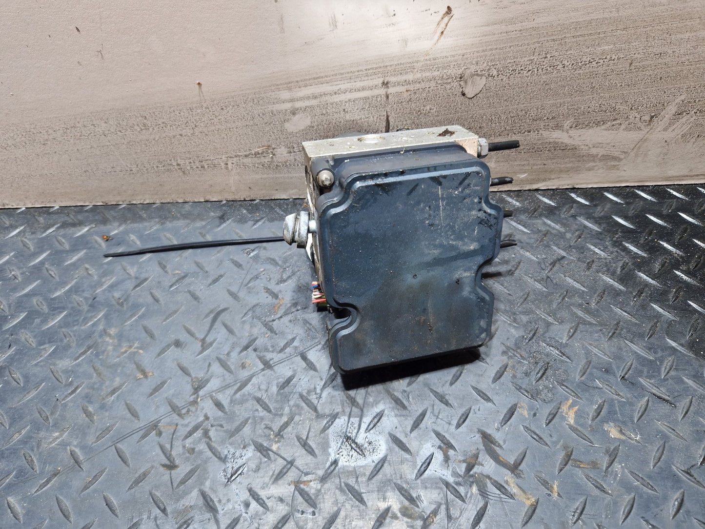 Peugeot Partner B9 Cargo Van Genuine ABS Pump Control Module 9814554480