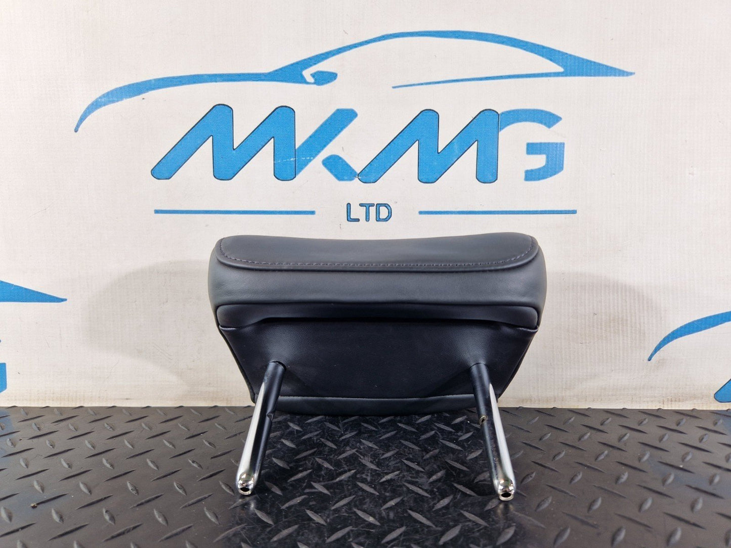 12-18 AUDI A6 C7 REAR SEAT MIDDLE CENTRE HEADREST BLACK LEATHER 4G0885975C
