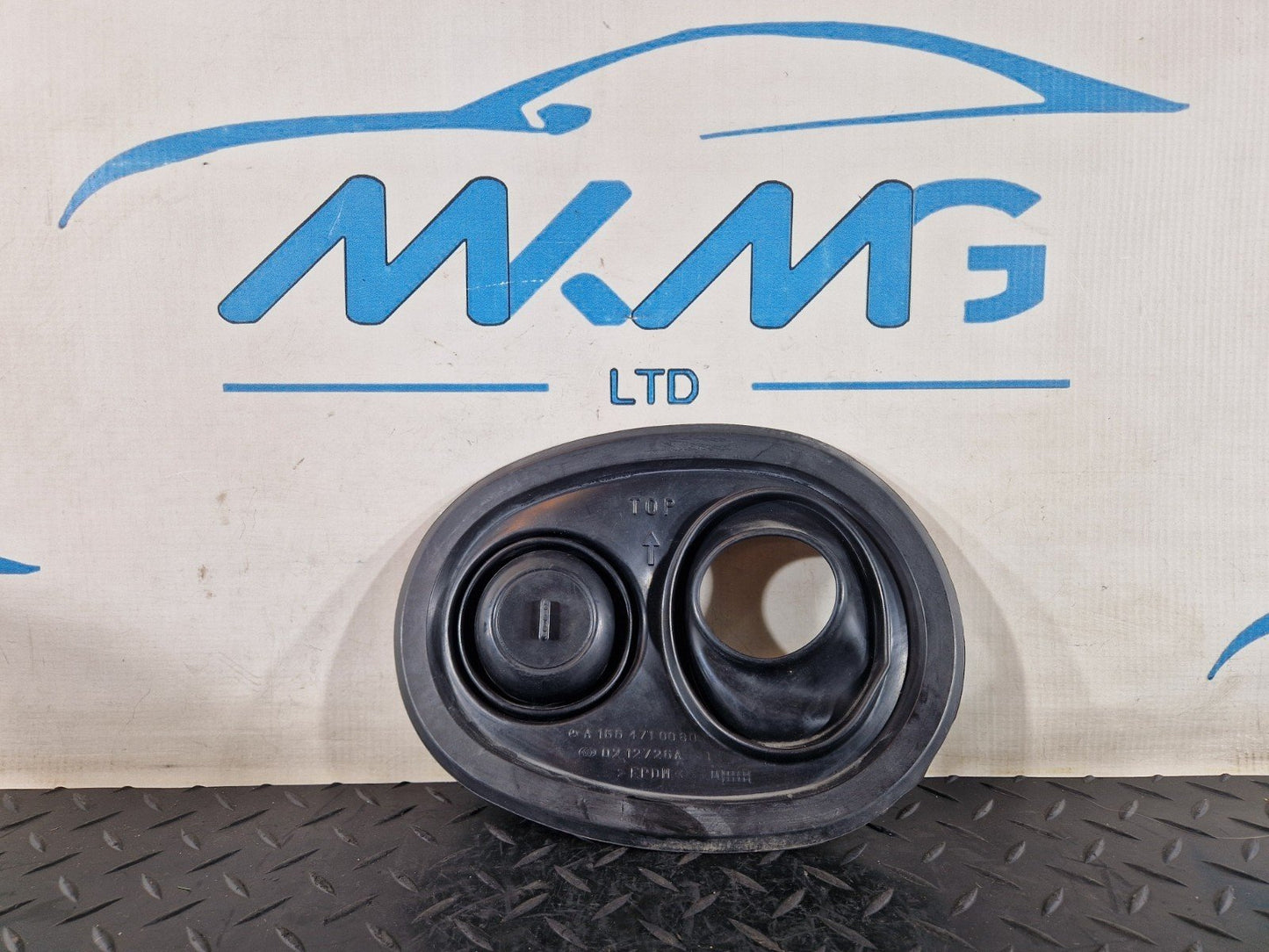 16-19 MERCEDES BENZ GLE W166 GENUINE FUEL TANK RUBBER GASKET SEAL A1664710180