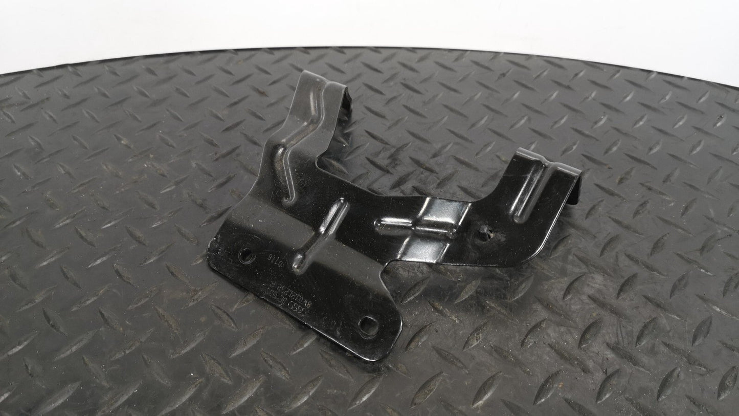 16-19 AUDI A4 B9 S-LINE GENUINE 2.0TDI EXPANSION COLLANT TANK BRACKET 8W0121232F