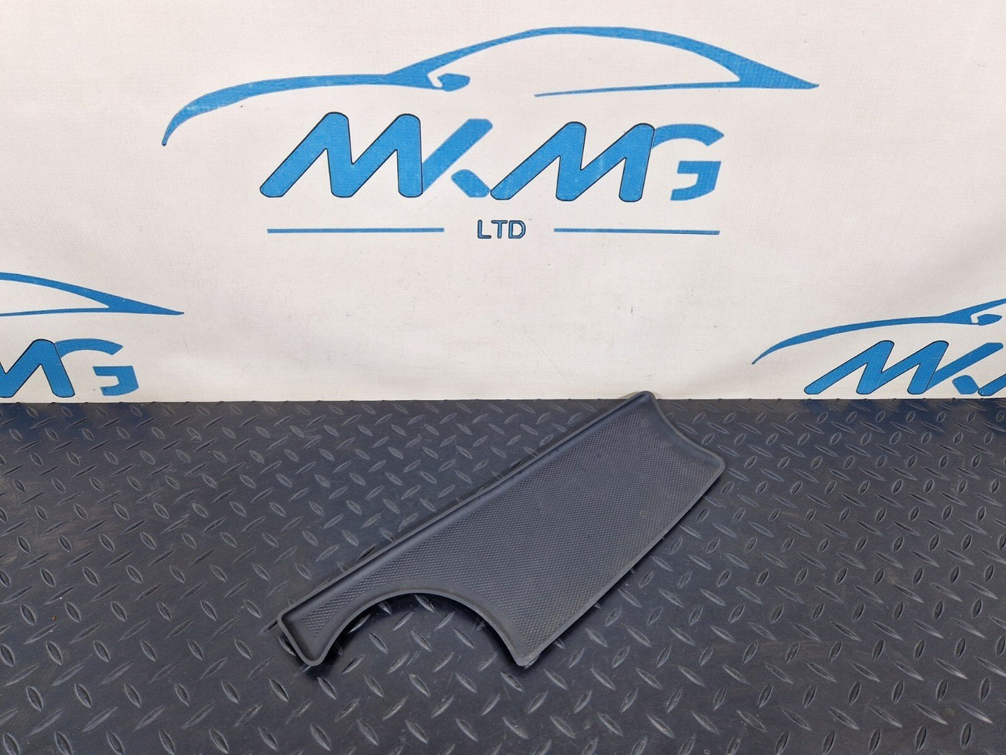 18-ON MERCEDES BENZ SPRINTER W907 W910 OEM EXTERIOR PART A9106891400