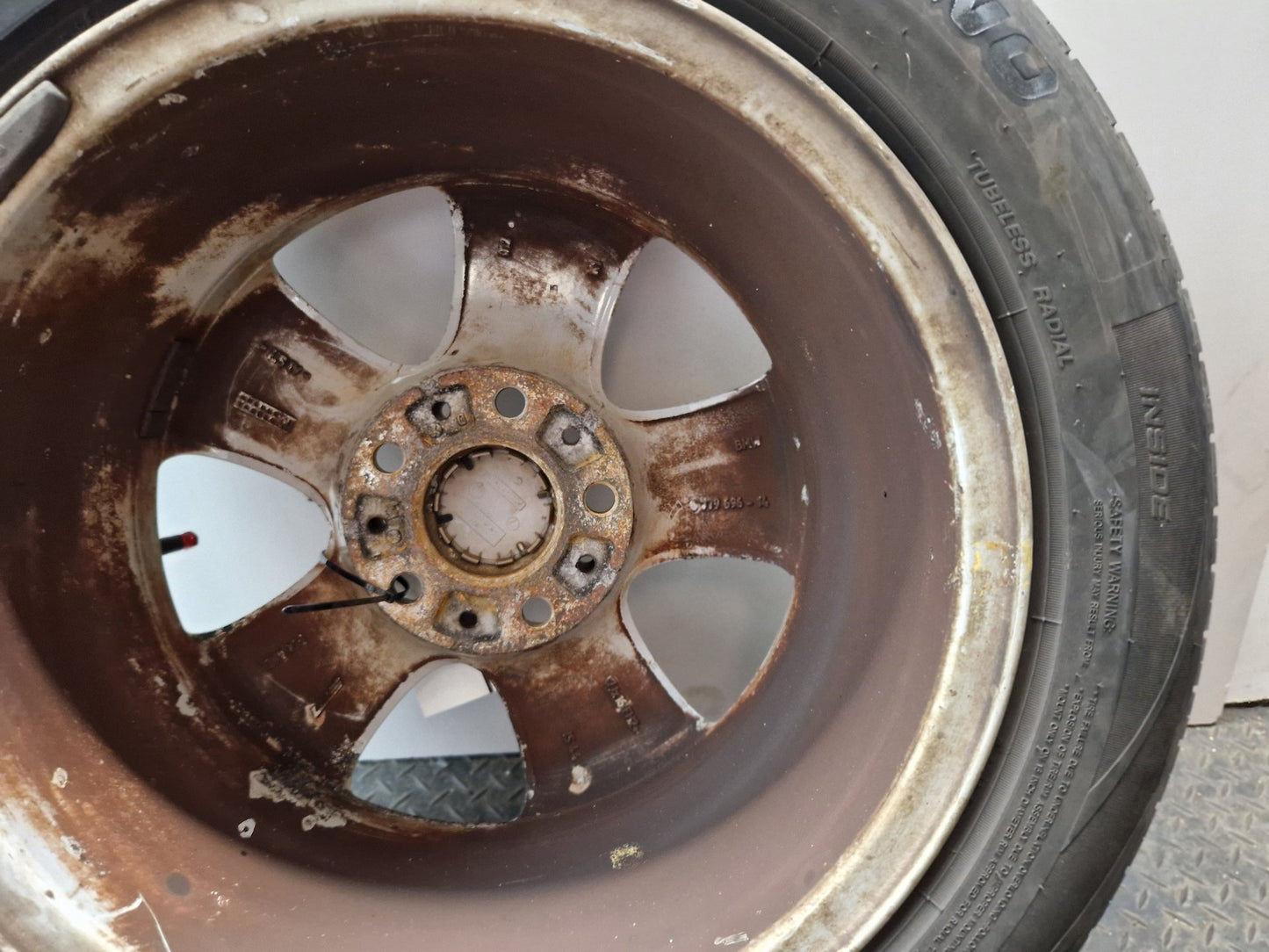 BMW 116i E87 16" Alloy Wheel with Tyre 205/55/16 ~5mm 6779696